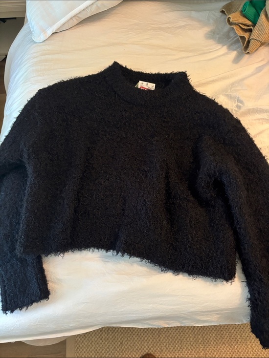 H&M Sweaters - H&M sweater